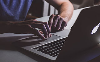 开云官网-韩旭WNBA季前赛首秀，全场得到20分2板1助2帽1断